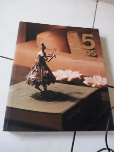 Livro Decorativo - 15 Anos de Casa
