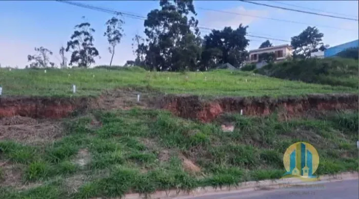 Terreno à venda no bairro Recanto Maravilha III - Santana de Parnaíba/SP