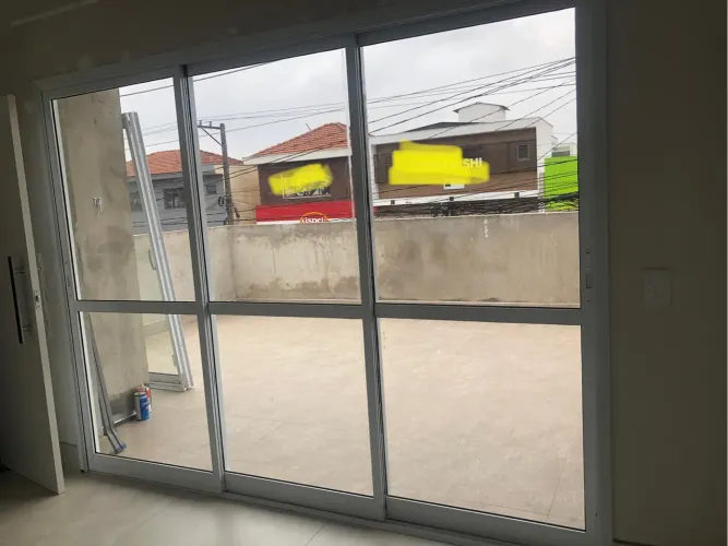 Porta balcão de correr 3 folhas linha suprema