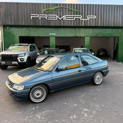 Escort GL 1.8 AP Alccol Completo "Reliquia"