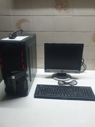 Computador Monitor E Teclado Intel I5 4gb Ram 900gb Hd Win10