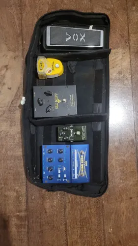 Pedalboard Electro Harmonix 70 x 30 para pedais