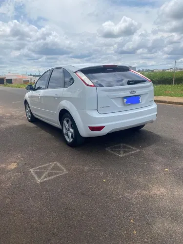 Ford Focus 2.0 16v/se/se Plus Flex 5P Aut. 2013