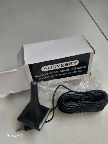 Microfone Audyssey para Calibração de Som