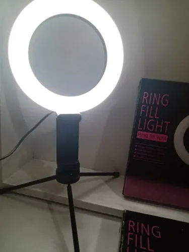 Ring Light 6 Polegadas - Com Suporte Holder para Smartphone e Tripé - Novo