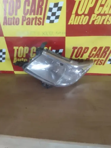 Farol esquerdo HILUX - usado, preço bom