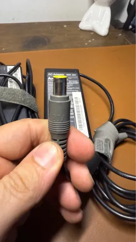 Lote fonte carregador Lenovo 20v