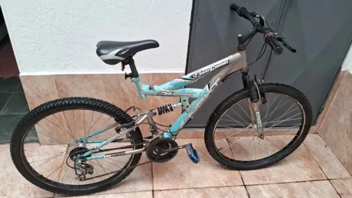 Bicicleta NEXT Power Climber importada 18 marchas com suspensão na roda e no quadro