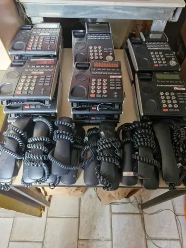 Lote de eletronicos no estado em que se encontram