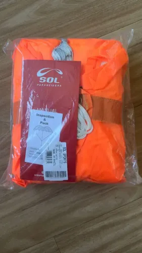 Paraquedas Reserva Sol Squad Light 35 (novo na embalagem) 70 - 110 kg
