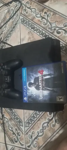 Playstation 4 500 gb + Uncharted 4