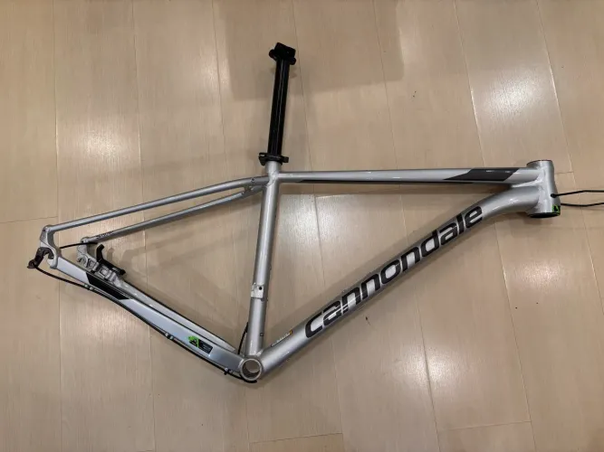 Quadro Cannondale Trail 6 Aro 29 QR-Boost Tapered Cockipt Completo Novo Sem Uso 