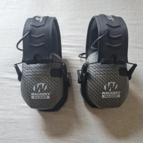 Abafaddor eletronico Walker Razor Carbono