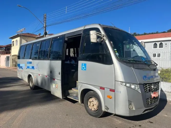 Micro Onibus Volare DW9 com 32 lugares ano 2013/13 