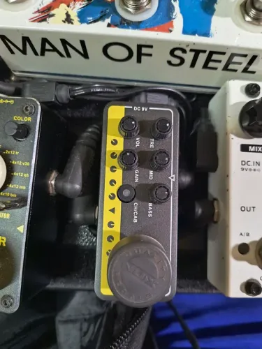 Pedal Mooer 002 UK Gold - SOMENTE VENDA