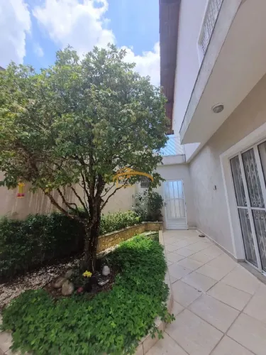 Casa para venda, Vila Campesina, Osasco, com 3 suítes, escritório, 4 vagas de garagem, qui