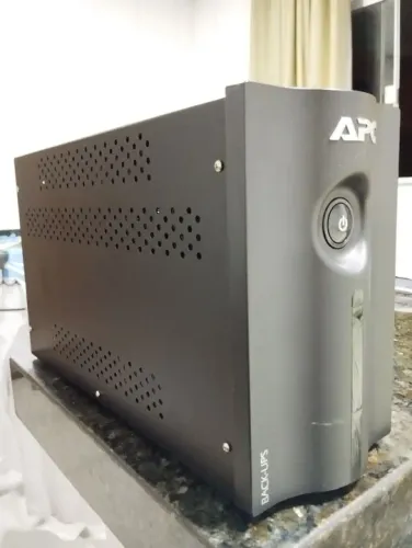 NOBREACK APC DE 1500VA