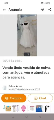 Vestido de noiva completo com véu, anágua e almofada para alianças usado uma vez
