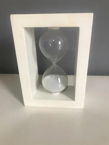 Decoração Ampulheta Branca Em Madeira Branco (Usado)