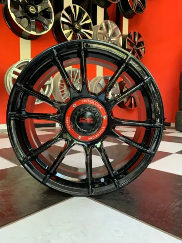 Roda Racing OZ Superturismo aro 17 Multifuros Black Piano