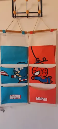 2 Organizadores de parede Marvel - Capitão América e Homem-Aranha