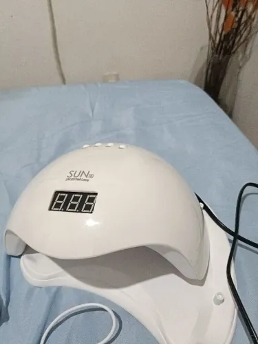 cabine UV LED SUN para unhas em gel