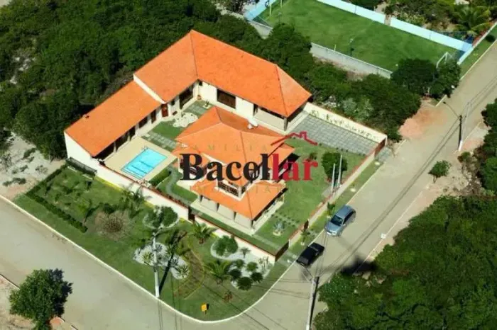 Casa em Condomínio : Duplex / Residencial / Salinas (Praia Seca)