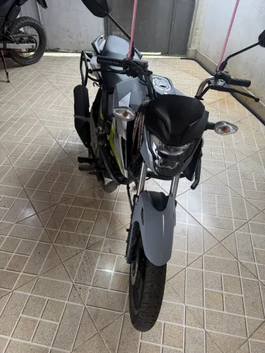 Moto de mulher , garagem SOMENTE VENDA