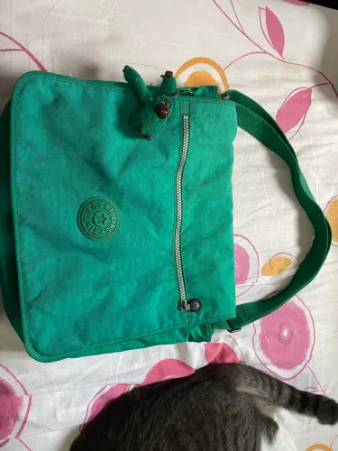 Mochila universitária kipling