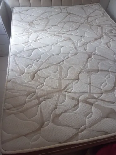 Cama casal 