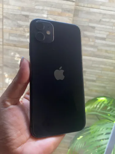 Vendo iPhone 11 64g