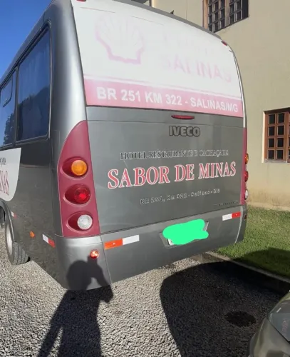 Neobus Iveco 70C17 Executivo