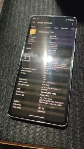 Moto Edge 20 8g