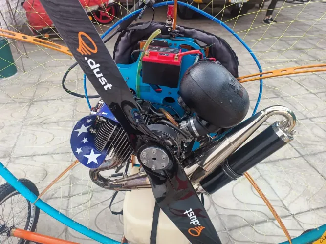 Equipamentos vôo paramotor