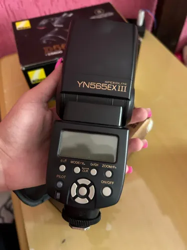 Máquina fotográfica profissional NikonD5600