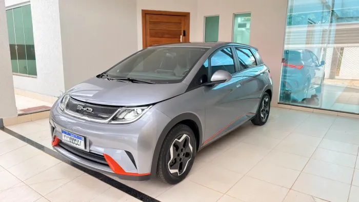 BYD Dolphin EV (Elétrico) 2026