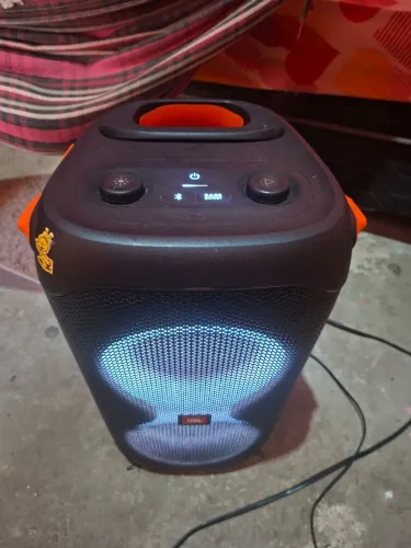 Vendo ou troco Caixa de som JBL Party box 110