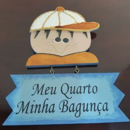 placa decorativa menino