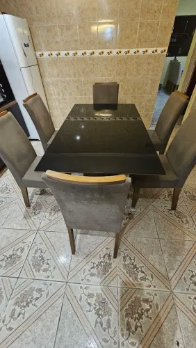 Mesa 6 cadeiras 1,60x90 otimo estado