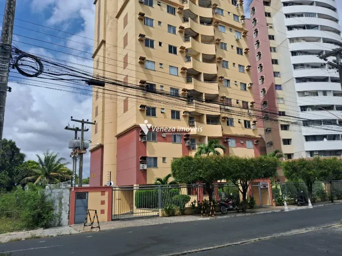 Apartamento semimobiliado no São Cristóvão para aluguel