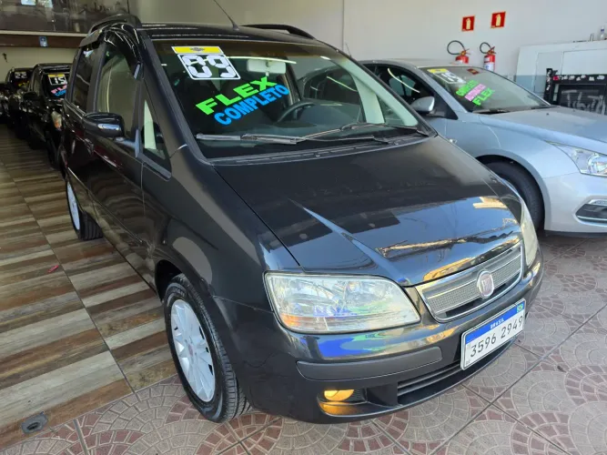 Fiat Idea ELX 1.4 MPI Fire Flex 8V 5P 2009