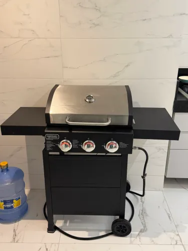 Churrasqueira a gás 3 chamas estado de nova 