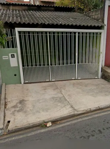 Ótima casa térrea/ Troca 