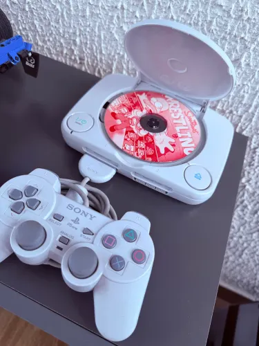 Sony PlayStation 1 (PS ONE)