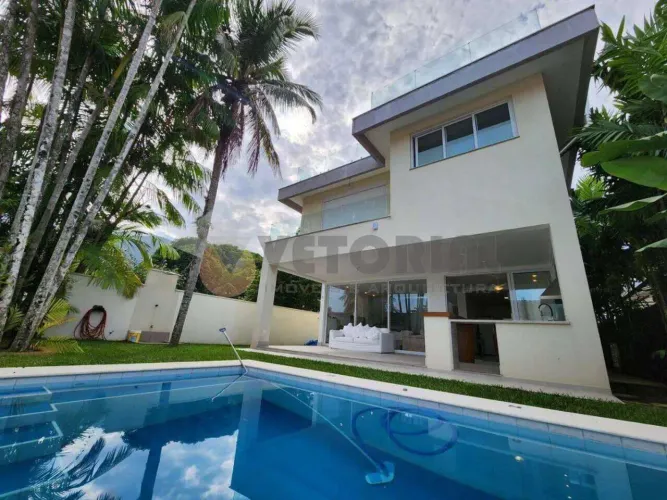 Sobrado Residencial / Lagoinha
