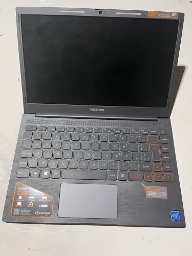 Notebook positivo Vision C14