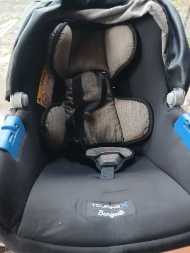 Vendo esse bebê conforto bem conservado