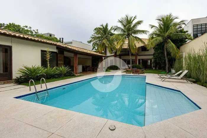 Casa com 4 dormitórios à venda, 659 m² por R$ 5.800.000,00 - Itacoatiara - Niterói/RJ