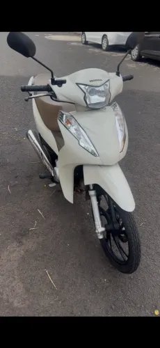 Honda Biz 125 ES 2022 - Único Dono