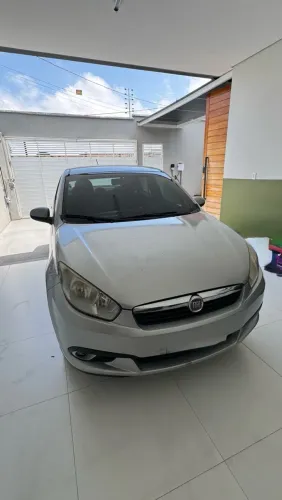 Fiat Grand Siena Attrac. 1.4 EVO F.flex 8V 2013